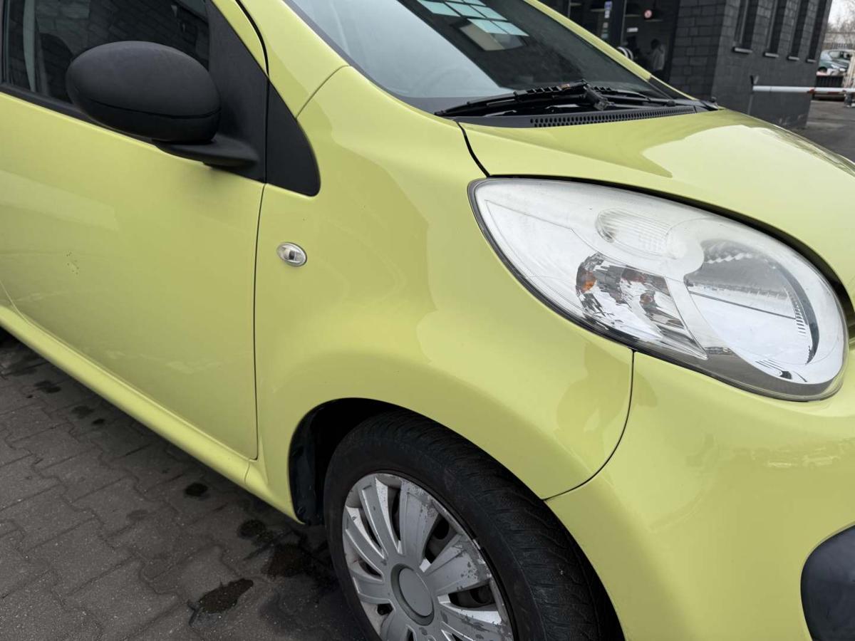 Citroen C1 original Kotfl&uuml;gel vorn rechts KBN Gelb Bj.2007